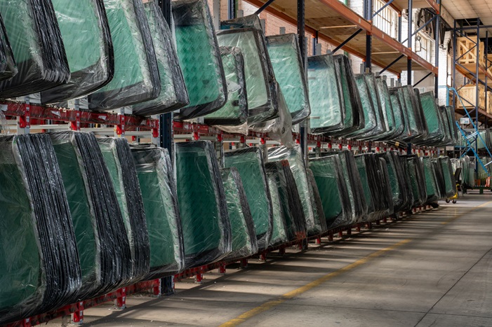 Cristalería y Cerrajería Automotriz en Venta